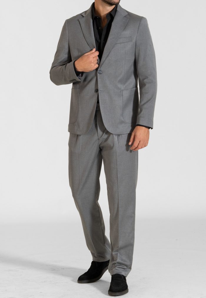 Grey relaxed fit high-waisted pleated trousers - Image 4