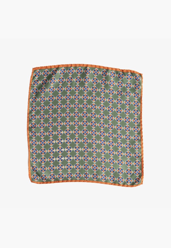 Green silk pocket square - Image 2
