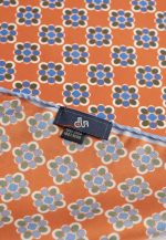 Orange silk pocket square - Image 4
