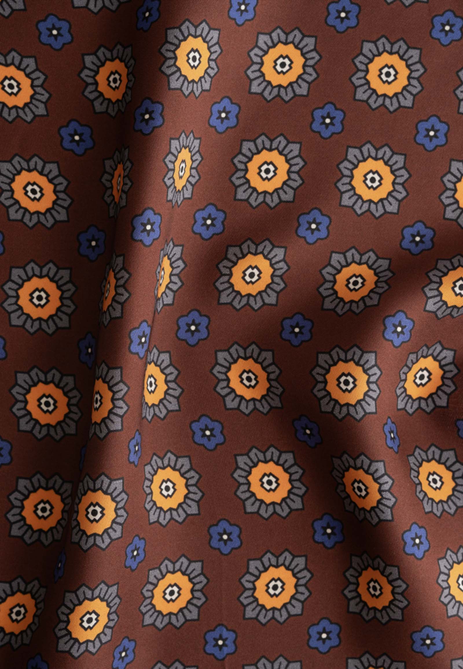 78120040-780245-C Μπορντό μεταξωτό μαντηλάκι - Image 1