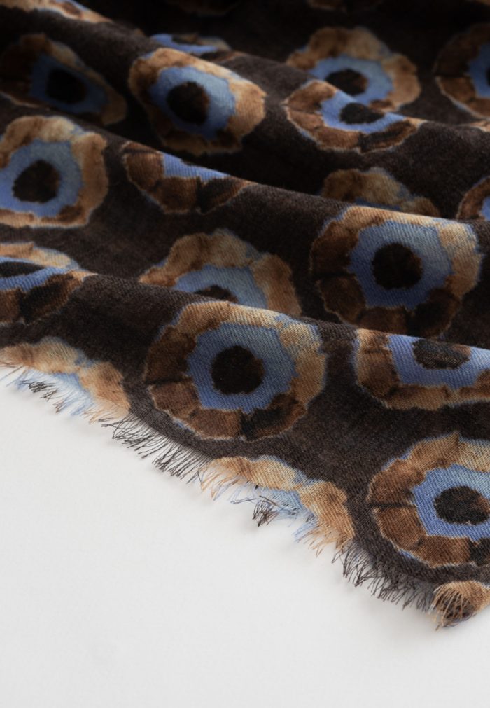 Καφέ κασκόλ από 100% Mαλλί - Image 5