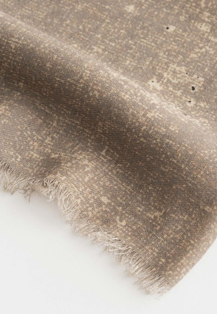 Μαύρο-μπεζ κασκόλ 100% μαλλί - Image 4