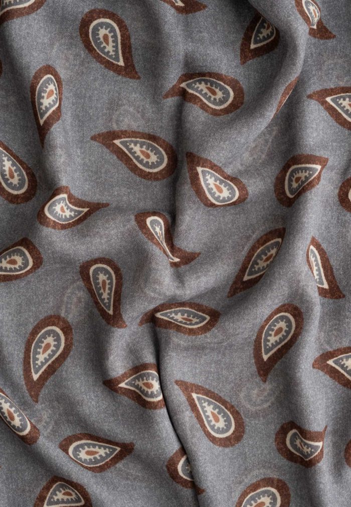 Γκρι κασκόλ λαχούρια 100% μαλλί - Image 3