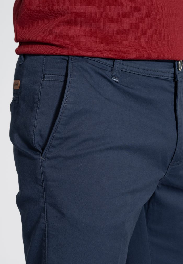 Marine blue Gabardine regular fit bermuda - Image 4