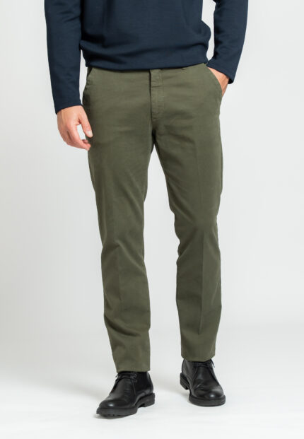 Army green παντελόνι chino πλυμένο Twill κανονική γραμμή
