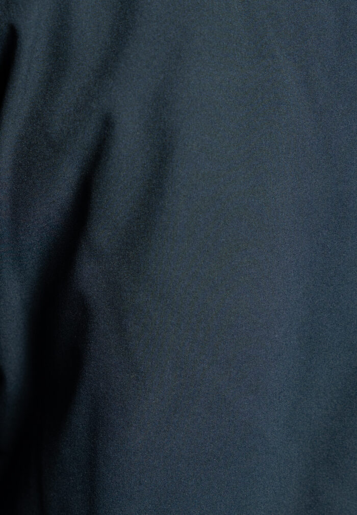 Dark blue μπουφάν με κουκούλα και επένδυση καπιτονέ - Image 6